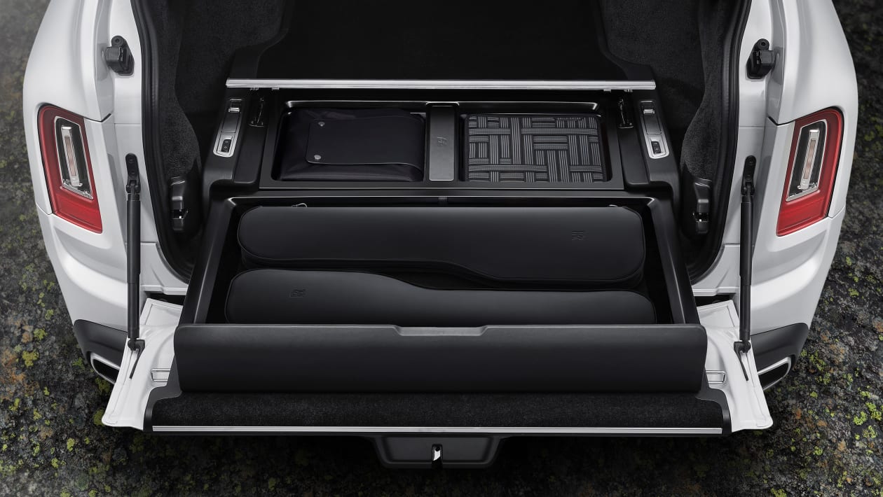 RollsRoyce launches “Pursuit Seat” accessory for £6,500 Auto Express